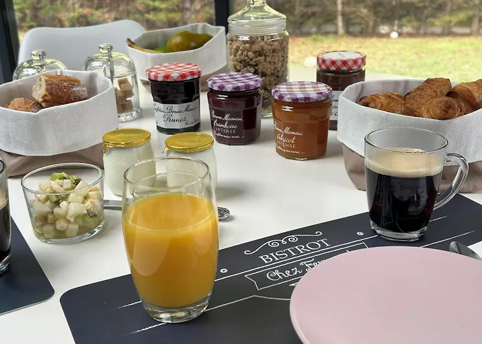 Le Clos Des Lilas Bed and breakfast 4*